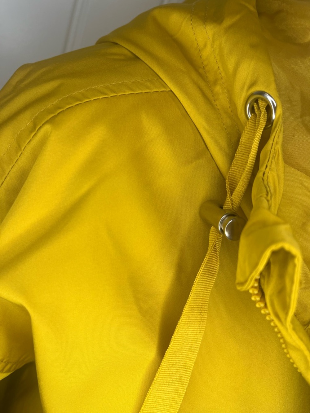 Women’s Mustard Yellow Hooded Rain Jacket -Lightweight Size Large - Picture 5 of 11